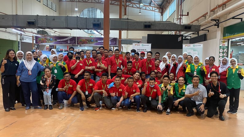 Naluri and Jaya Grocer employees