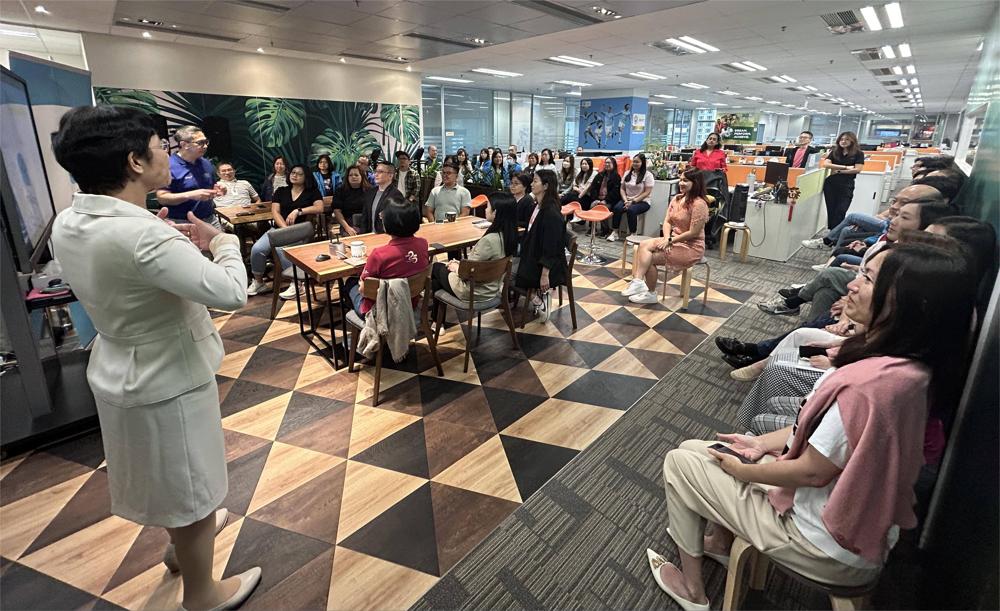 Qi-Group-HK-Wellness-Hour-participants-turnout-2
